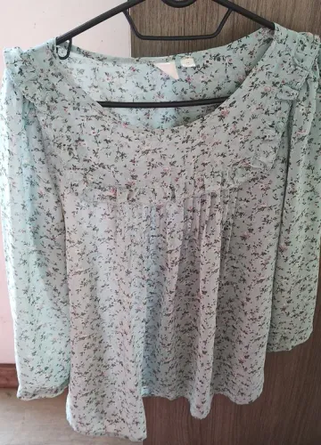Blusa florida GAP
