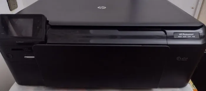 Impressora HP deskjet Photosmart D110 com defeito para retirada de peças.