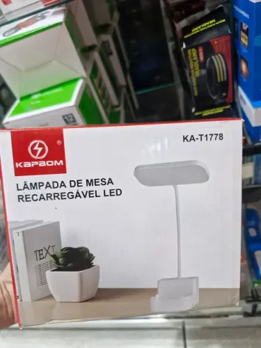 Luminaria Led Lampada de Mesa Recarregavel