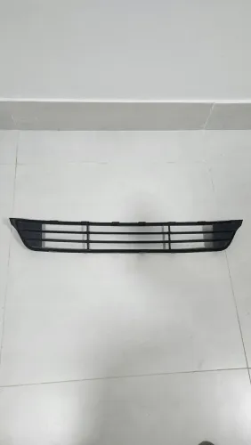 (Leia descrição) Moldura Grade Parachoque Grand Siena 13/15 - 100190810