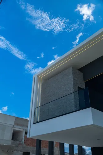 Casa de alto padrão pronta no condomínio terras alpha caruaru