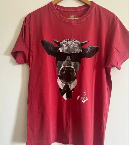 Camiseta vermelha