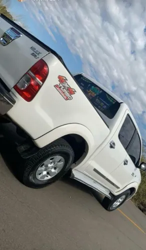 Toyota Hilux CD 4X4 2.8 Diesel Mec. 2006