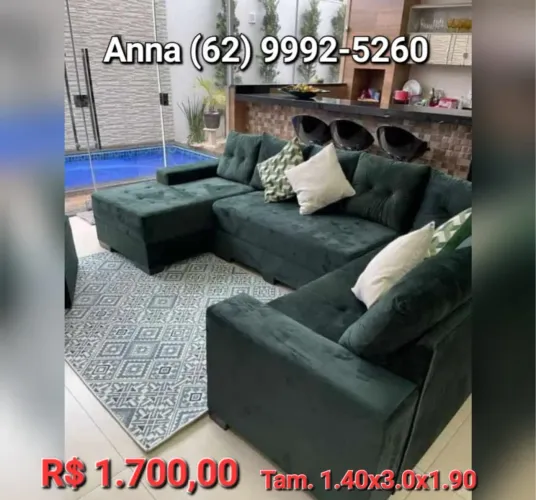 Sofá de canto verde com chaise