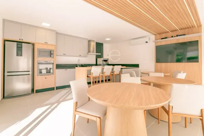 Apartamento 2 quartos no bairro Itacorubi, Florianópolis