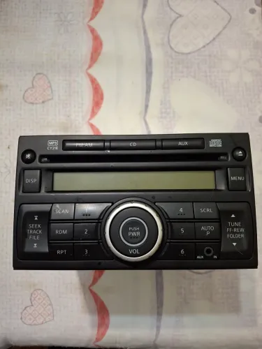 Rádio Original Nissan livina