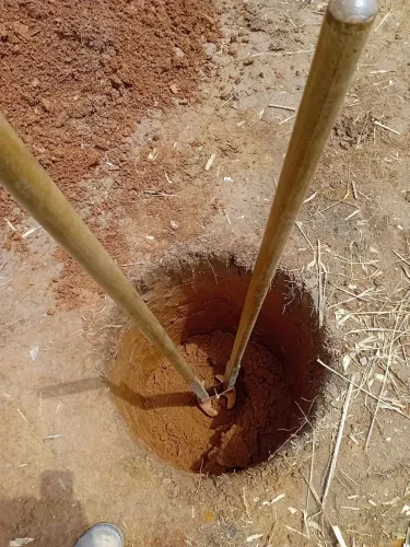 Furador de tubulão e fossa caixa e valeta 