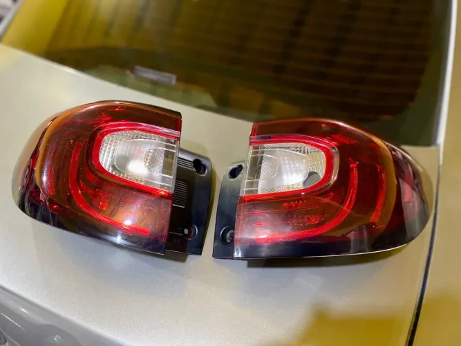 Lanterna Renault Captur 