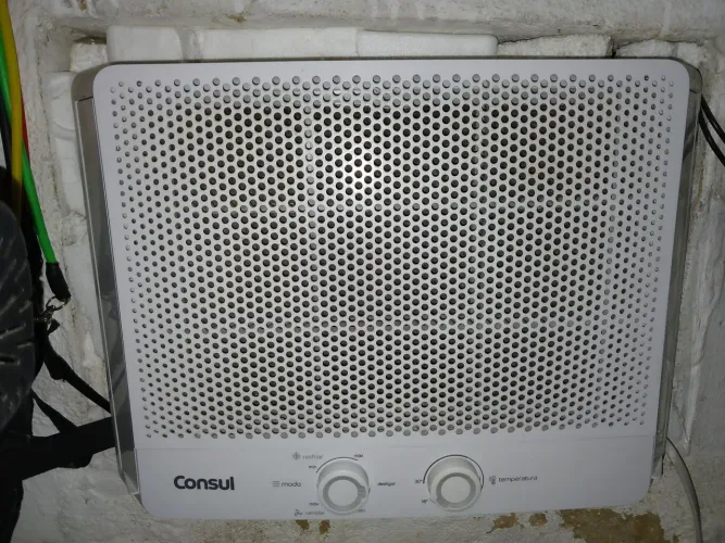 AR CONDICIONADO CONSUL 10000 BTUs
