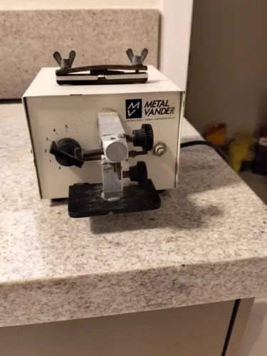 Máquina de Solda Ponto Ortodôntica