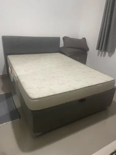 Cama casal box baú com cabeceira