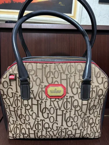 Bolsa Victor Hugo
