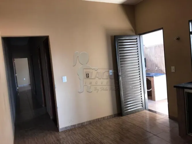 Casa de 80m² com 03 quartos para locação - Centro em Pradópolis