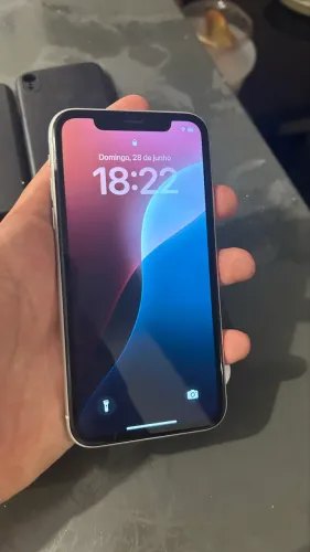 iphone XR 64GB