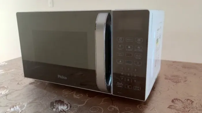 Micro-ondas Philco 20 L