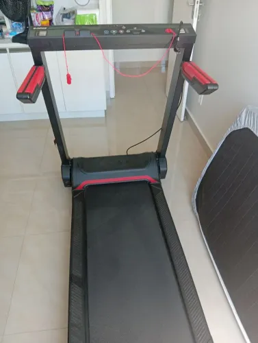 Esteira GT 1000
