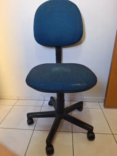 Cadeira escritório barata