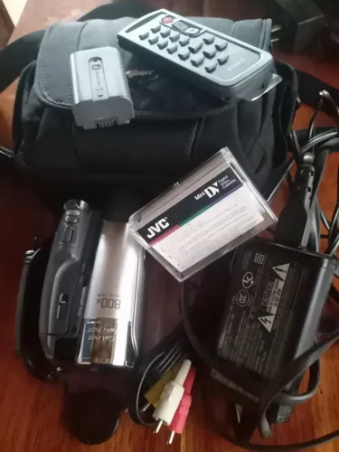 Fumadora portátil com tds os acessórios.<br>R$350,00