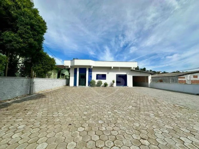 Galpão para alugar, 358 m² por R$ 7.980,00/mês - Salto do Norte - Blumenau/SC