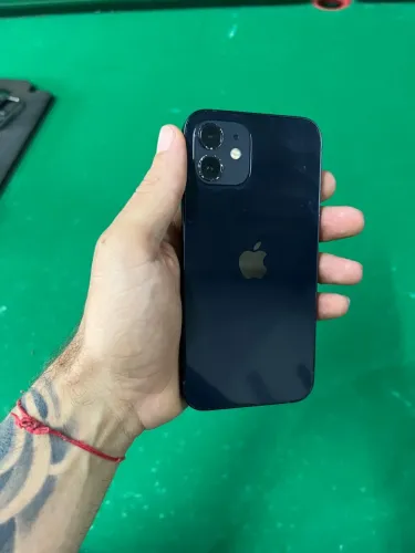 iPhone 12