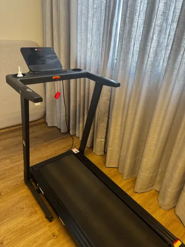 Esteira Ziyou Elétrica 110V com Painel Eletrônico - Pouco Uso