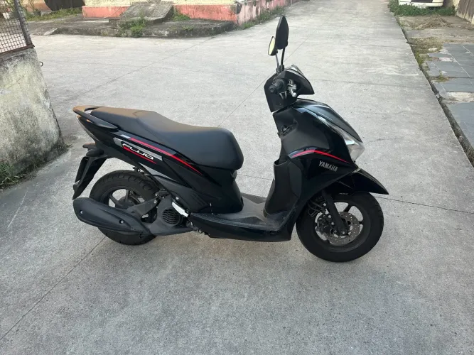 Yamaha Fluo 125 Connected (híbrido) 2026