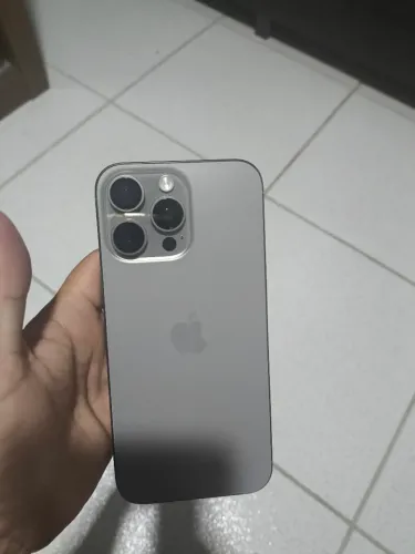 iPhone 16 pro max, na garantia, vendo/troco
