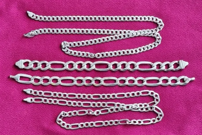 A17= 100 gramas de prata 925 2 pulseiras e 2 correntes sem fecho ver medidas em descriçao