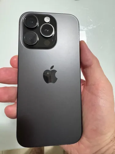 IPHONE 16 PRO
