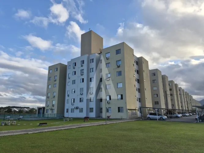 Apartamento com 2 quartos, 50 m², sacada com churrasqueira e 1 vaga de garagem