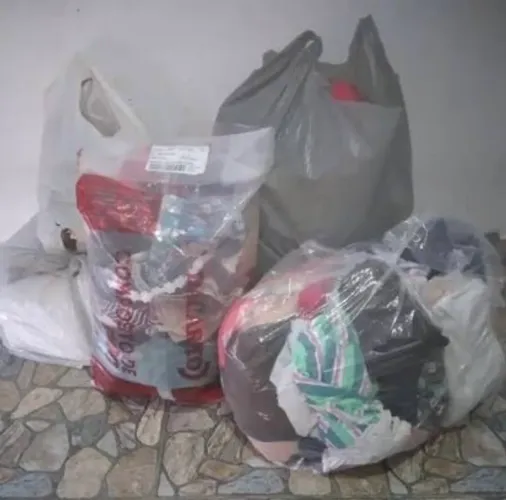 Vendo roupas usadas, em perfeito estado de conservação 