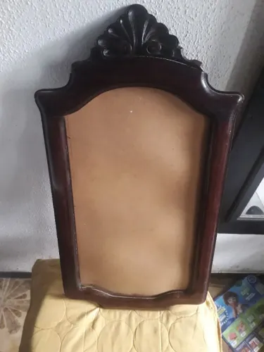 Moldura Antiga em Madeira de Lei Trabalhada p/ Espelho, Anos 60, (60 x 32 x 2cm),
