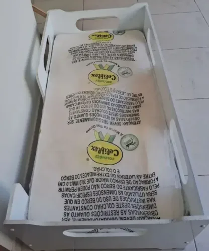 Cama infantil com cama Montessori