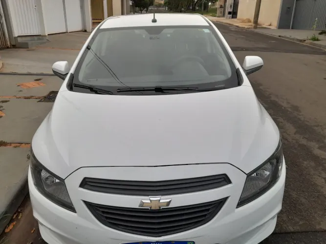 Chevrolet Onix JOY Hatch 1.0 8V Flex Mec. 4P 2019