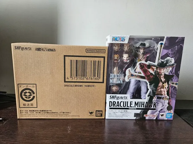 Sh figuarts dracule mihawk lacrado