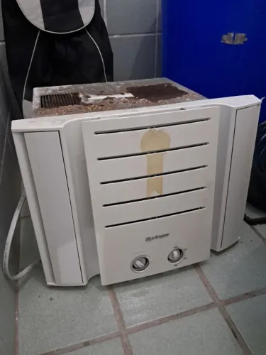 Ar condicionado Springer janela 7500 btus