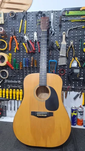 Violão Folk , regulado!