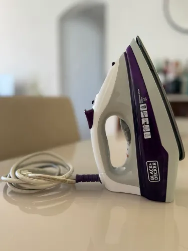 Ferro Black Decker - Anti Aderente e Vaporizador