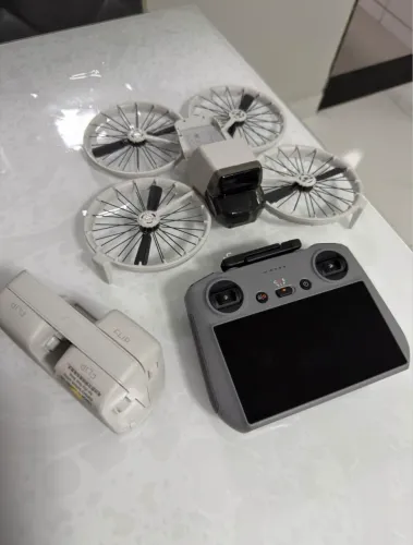 DJI Flip - controle tela e 3 baterias