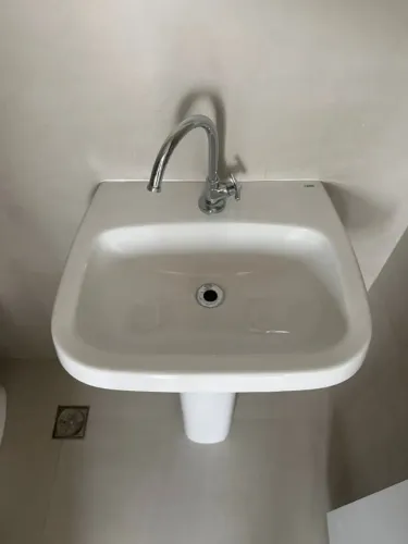 Lavatório CELITE c/ torneira FABRIMAR 