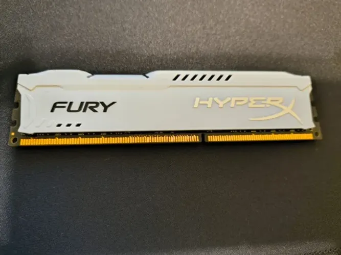Memória Ram HyperX 8GB 1600mhz DDR3