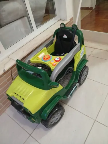 Carrinho Diipi Calesita Passeio E Pedal Verde
