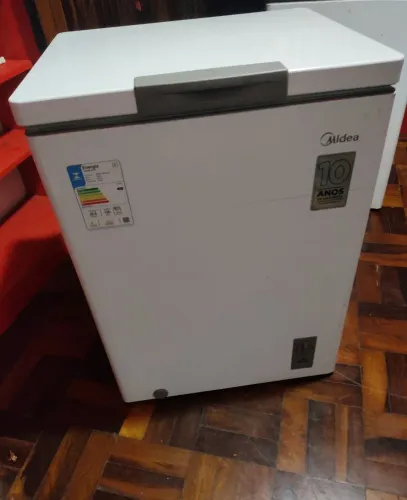 Vendo dois freezer