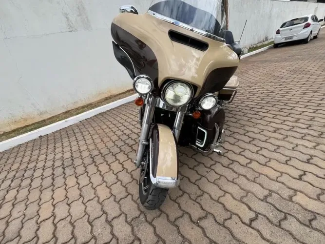 HARLEY-DAVIDSON ELECTRA GLIDE ULTRA LIMITED FLHTK 2014