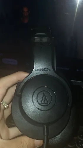 Fone de referência studio profissional Áudio technica ATH-M20X 