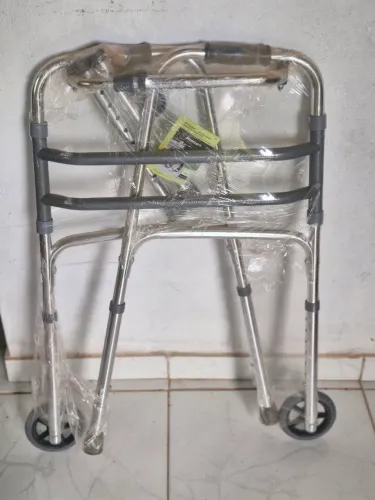 Andador com e sem rodinhas