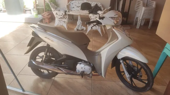 Biz EX 125 - 2024