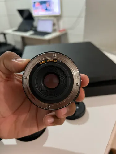 Lente Canon 24mm EFS STM