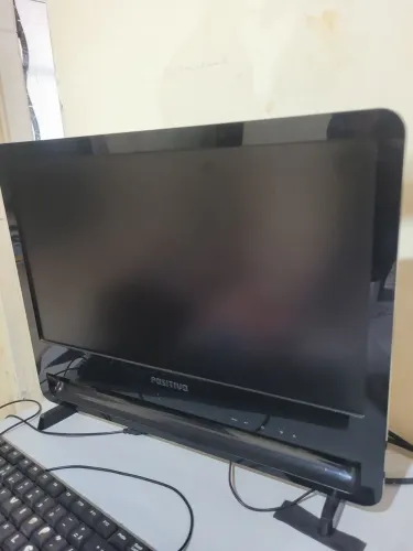 Monitor positivo