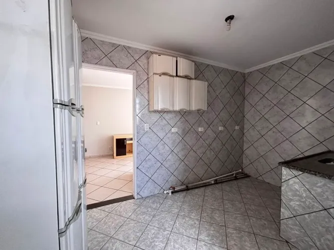 Apartamento com 1 Quarto